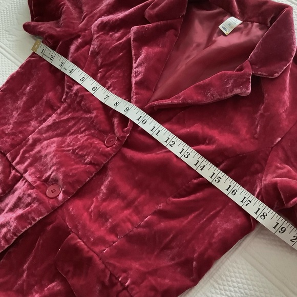 Old Navy Women's Vintage Velvet Blazer in Rich Burgundy M - Picture 5 of 7